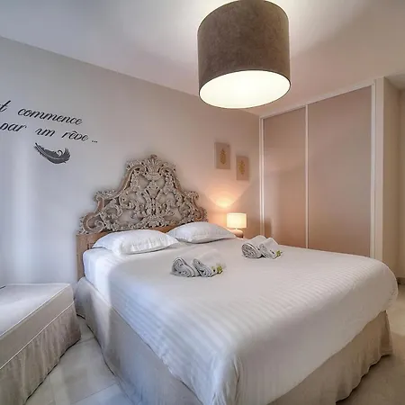 Immogroom - Garden - Bikes - Bbq - Parking - Ac Apartment *