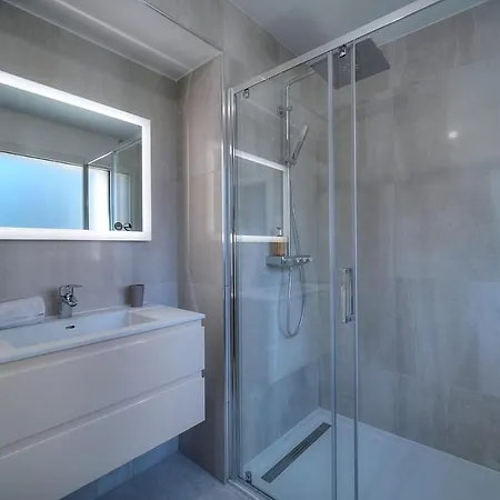 Upstays Charming 50m2 公寓 戛纳